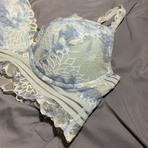 lacey lightly lined bralette
